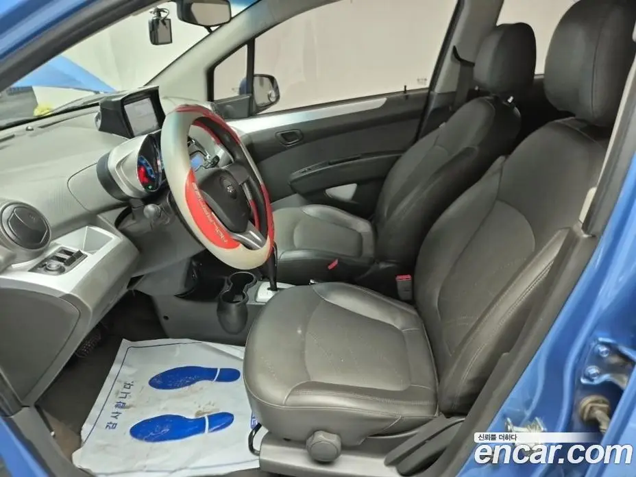 Chevrolet Spark 2015 1.0 автомат (гидро), фото 11