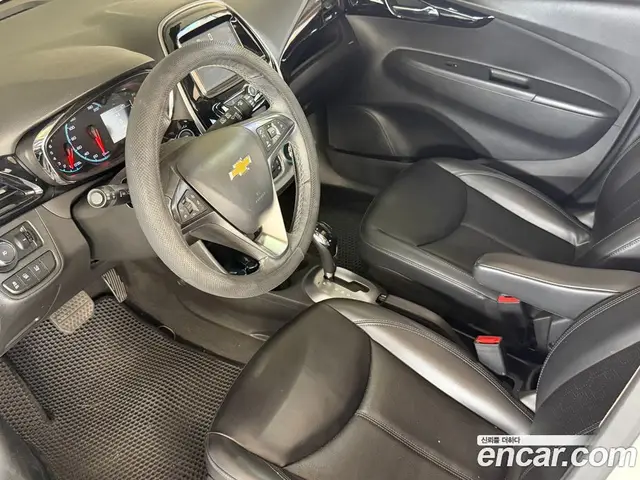 Chevrolet Spark 2016 1.0 автомат (гидро), миниатюра 7