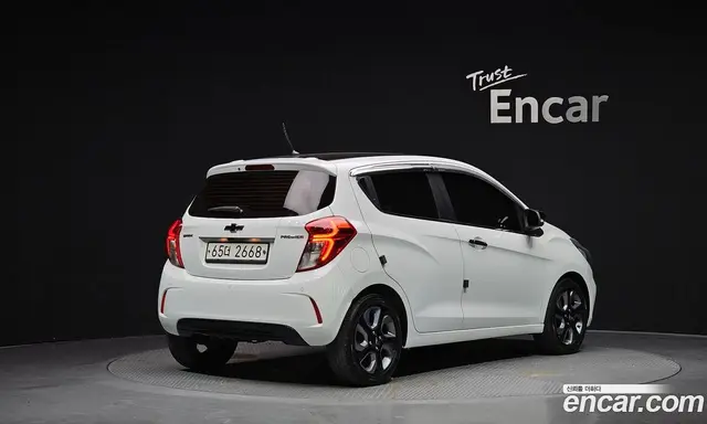 Chevrolet Spark 2018 1.0 автомат (гидро), миниатюра 2