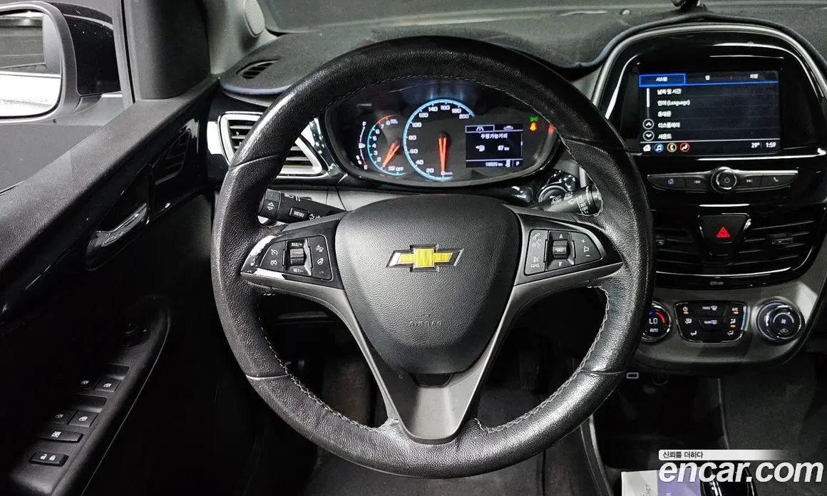 Chevrolet Spark 2018 1.0 автомат (гидро), фото 13
