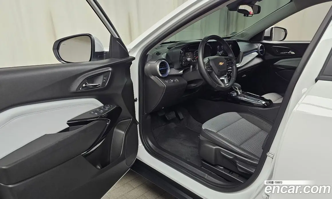 Chevrolet Trax 2023 1.2 автомат (гидро), фото 13