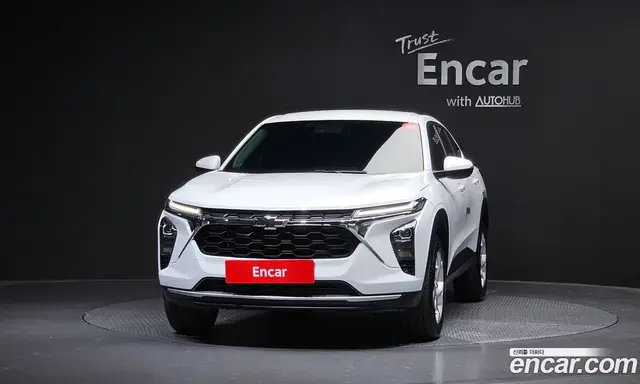 Chevrolet Trax 2023 1.2 автомат (гидро), миниатюра 3