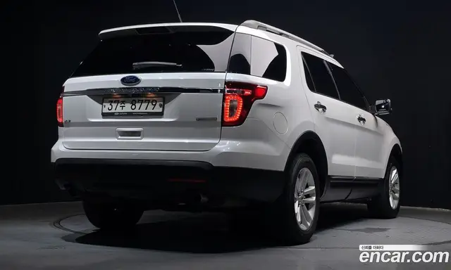 Ford Explorer 2015 2.0 автомат (гидро), миниатюра 2