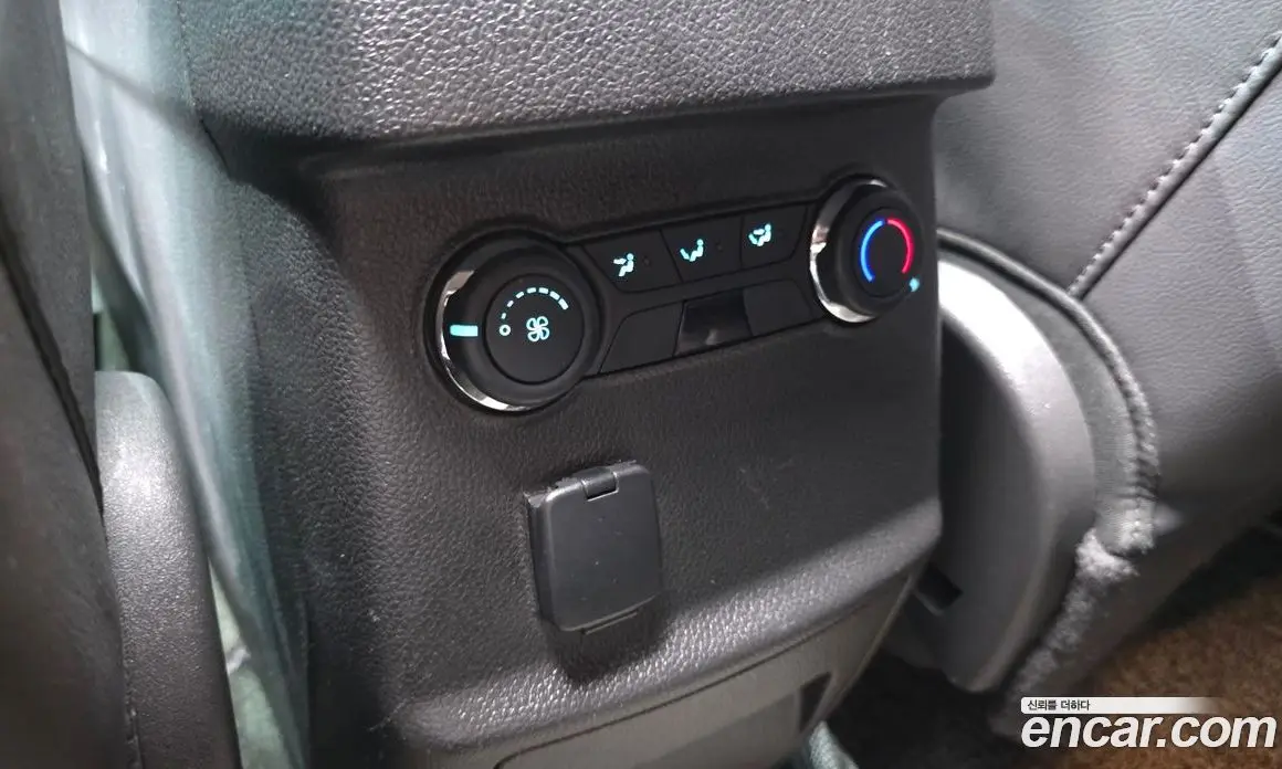 Ford Explorer 2015 2.0 автомат (гидро), фото 20