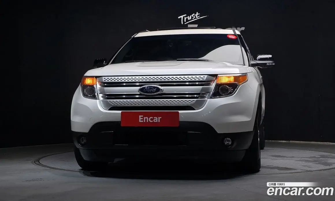 Ford Explorer 2015 2.0 автомат (гидро), фото 3