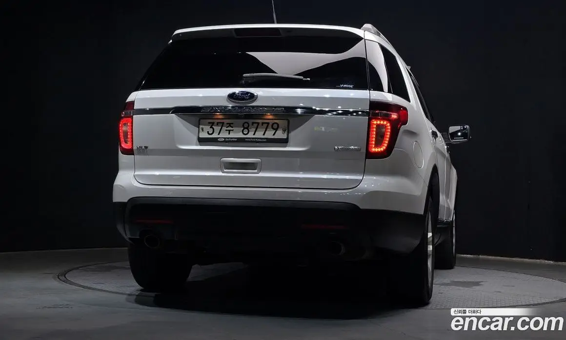 Ford Explorer 2015 2.0 автомат (гидро), фото 4