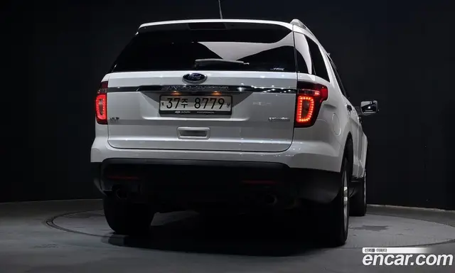 Ford Explorer 2015 2.0 автомат (гидро), миниатюра 4