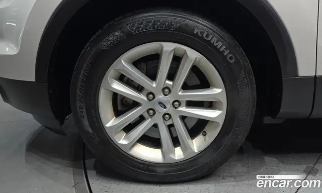 Ford Explorer 2015 2.0 автомат (гидро), миниатюра 5
