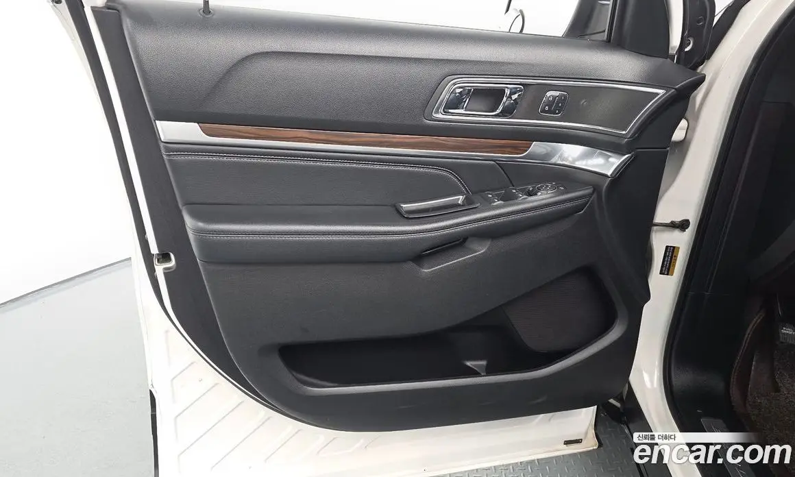 Ford Explorer 2017 3.5 автомат (гидро), фото 14