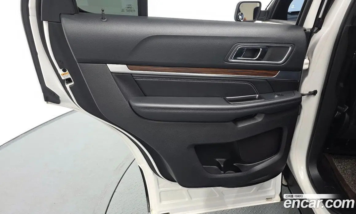 Ford Explorer 2017 3.5 автомат (гидро), фото 15