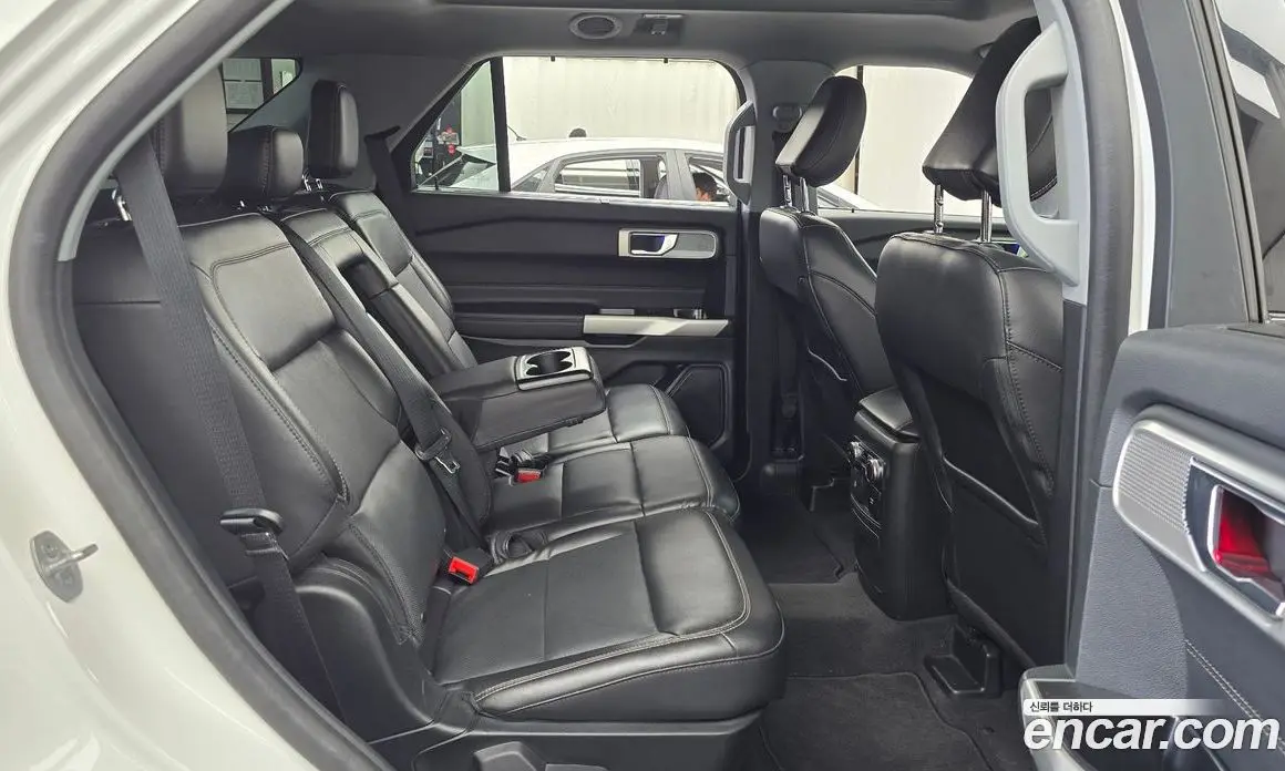 Ford Explorer 2022 2.3 автомат (гидро), фото 17