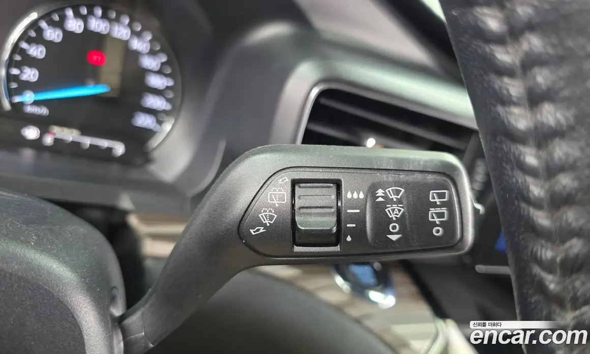 Ford Explorer 2022 2.3 автомат (гидро), фото 34