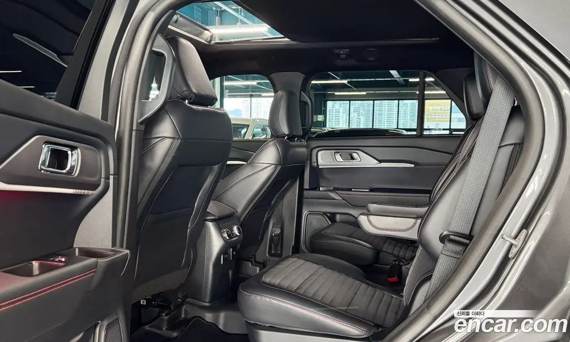Ford Explorer 2025 2.3 автомат (гидро), фото 18