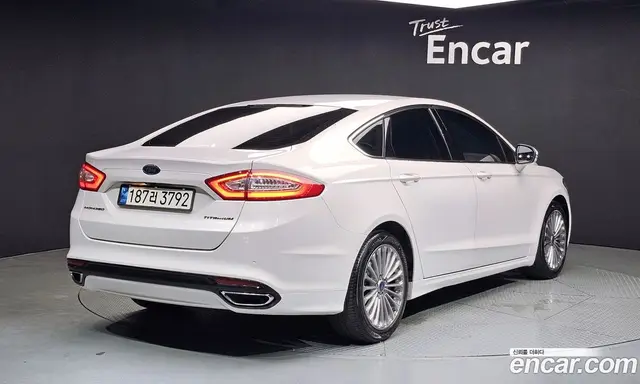 Ford Mondeo 2016 2.0 автомат (гидро), миниатюра 2