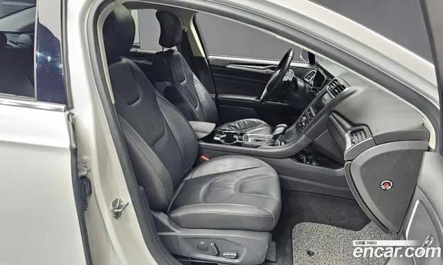Ford Mondeo 2016 2.0 автомат (гидро), миниатюра 11