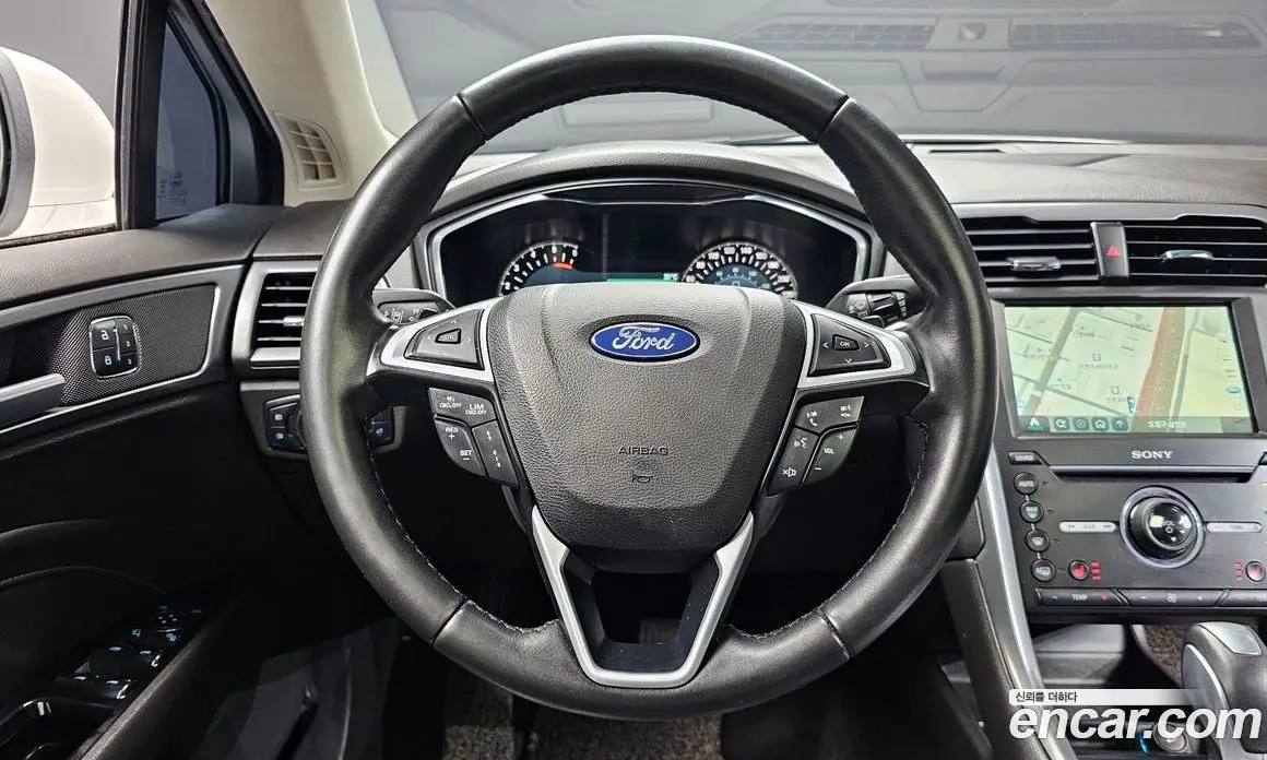 Ford Mondeo 2016 2.0 автомат (гидро), фото 13