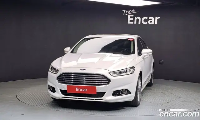 Ford Mondeo 2016 2.0 автомат (гидро), миниатюра 3