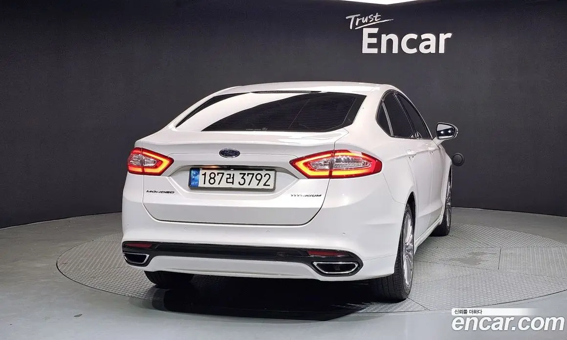 Ford Mondeo 2016 2.0 автомат (гидро), фото 4