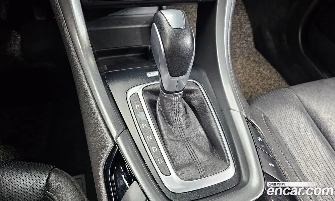 Ford Mondeo 2016 2.0 автомат (гидро), фото 9