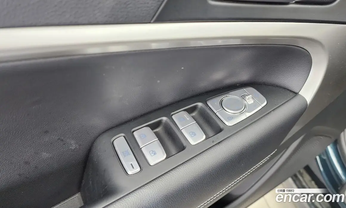 Genesis G70 2023 2.5 автомат (гидро), фото 29
