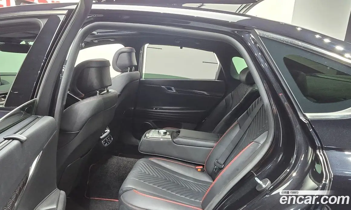 Genesis G80 2023 2.5 автомат (гидро), фото 12