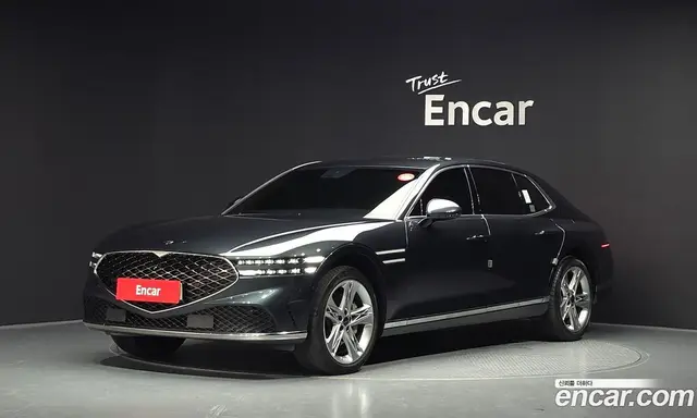Genesis G90, 2023, 30 570 км