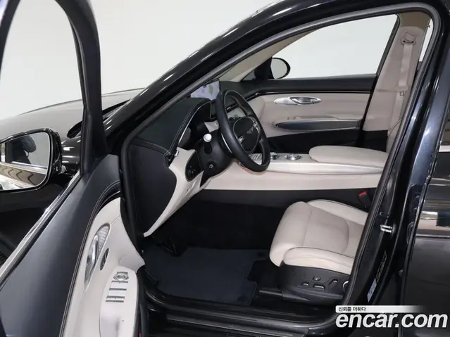 Genesis GV70 2021 2.2 автомат (гидро), миниатюра 9