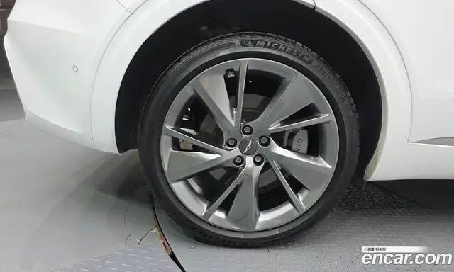 Genesis GV70 2022 2.5 автомат (гидро), миниатюра 5