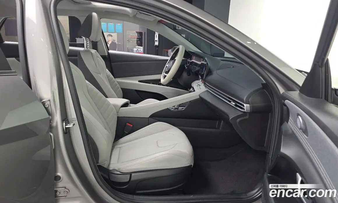 Hyundai Avante 2020 1.6 автомат (гидро), фото 16