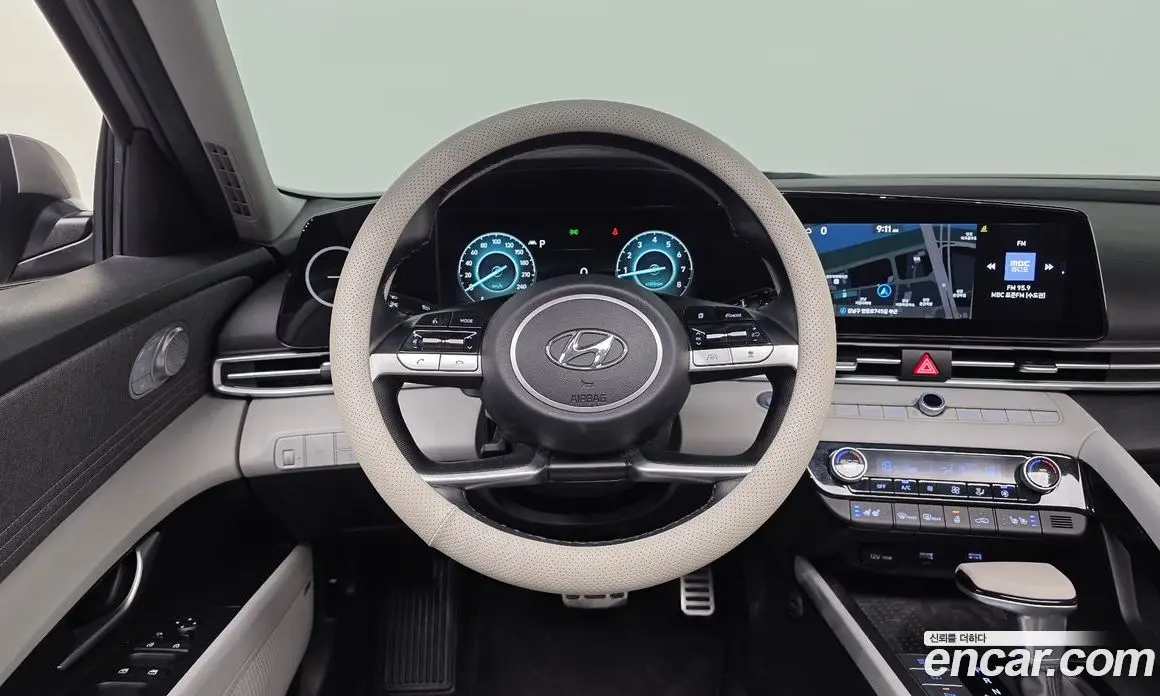 Hyundai Avante 2020 1.6 автомат (гидро), фото 18