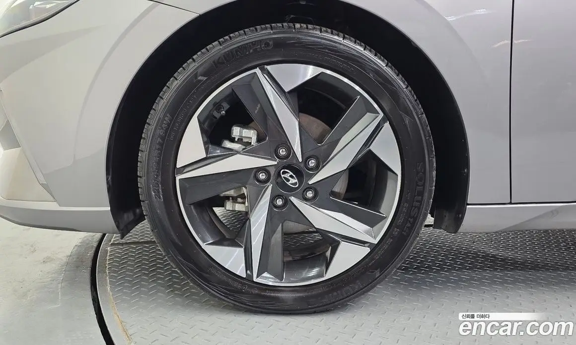 Hyundai Avante 2020 1.6 автомат (гидро), фото 4