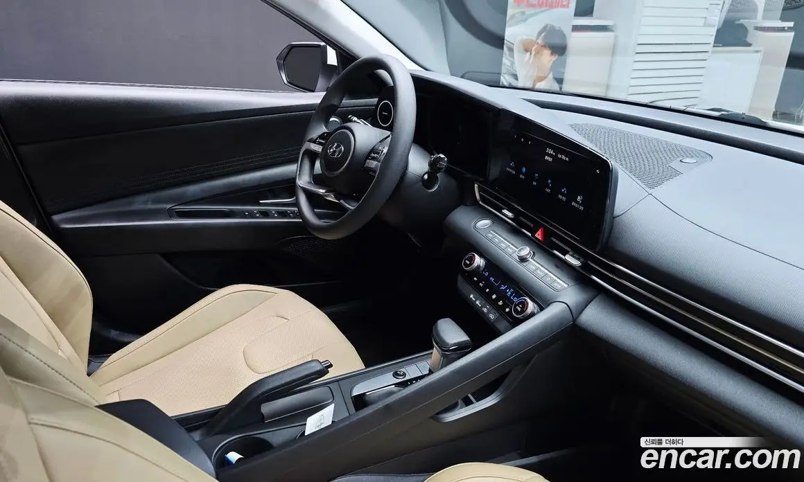 Hyundai Avante 2021 1.6 автомат (гидро), фото 26