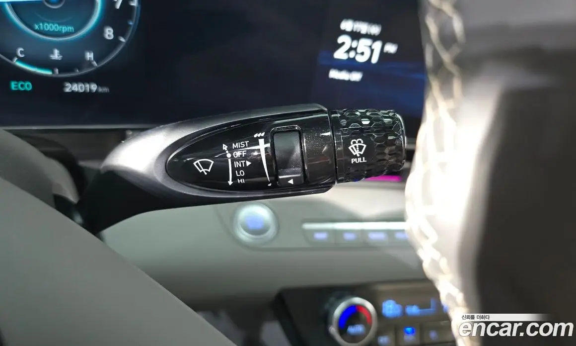 Hyundai Avante 2023 1.6 автомат (гидро), фото 19