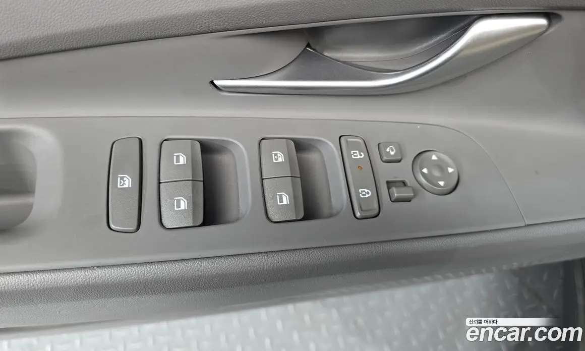 Hyundai Avante 2023 1.6 автомат (гидро), фото 20
