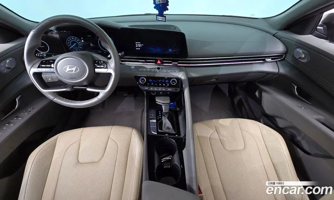 Hyundai Avante 2023 1.6 автомат (гидро), фото 7