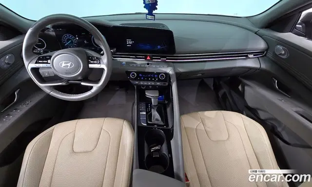 Hyundai Avante 2023 1.6 автомат (гидро), миниатюра 7