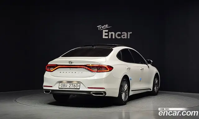 Hyundai Grandeur 2018 2.4 автомат (гидро), миниатюра 2