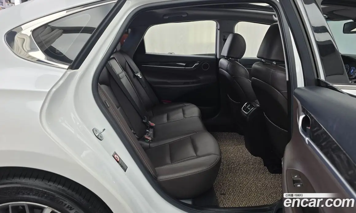 Hyundai Grandeur 2018 2.4 автомат (гидро), фото 12