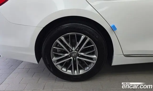 Hyundai Grandeur 2018 2.4 автомат (гидро), миниатюра 5