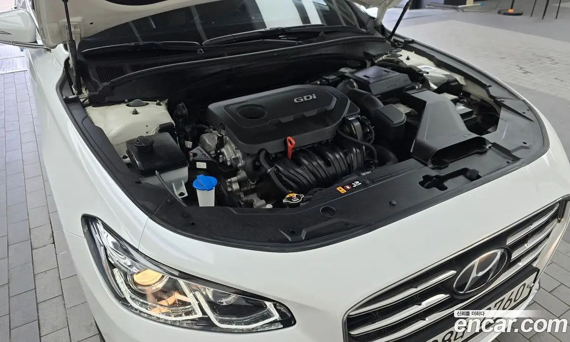 Hyundai Grandeur 2018 2.4 автомат (гидро), фото 6