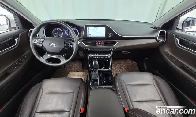 Hyundai Grandeur 2018 2.4 автомат (гидро), миниатюра 7