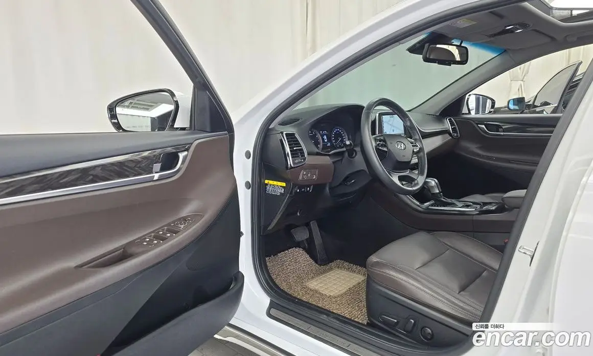 Hyundai Grandeur 2018 2.4 автомат (гидро), фото 10
