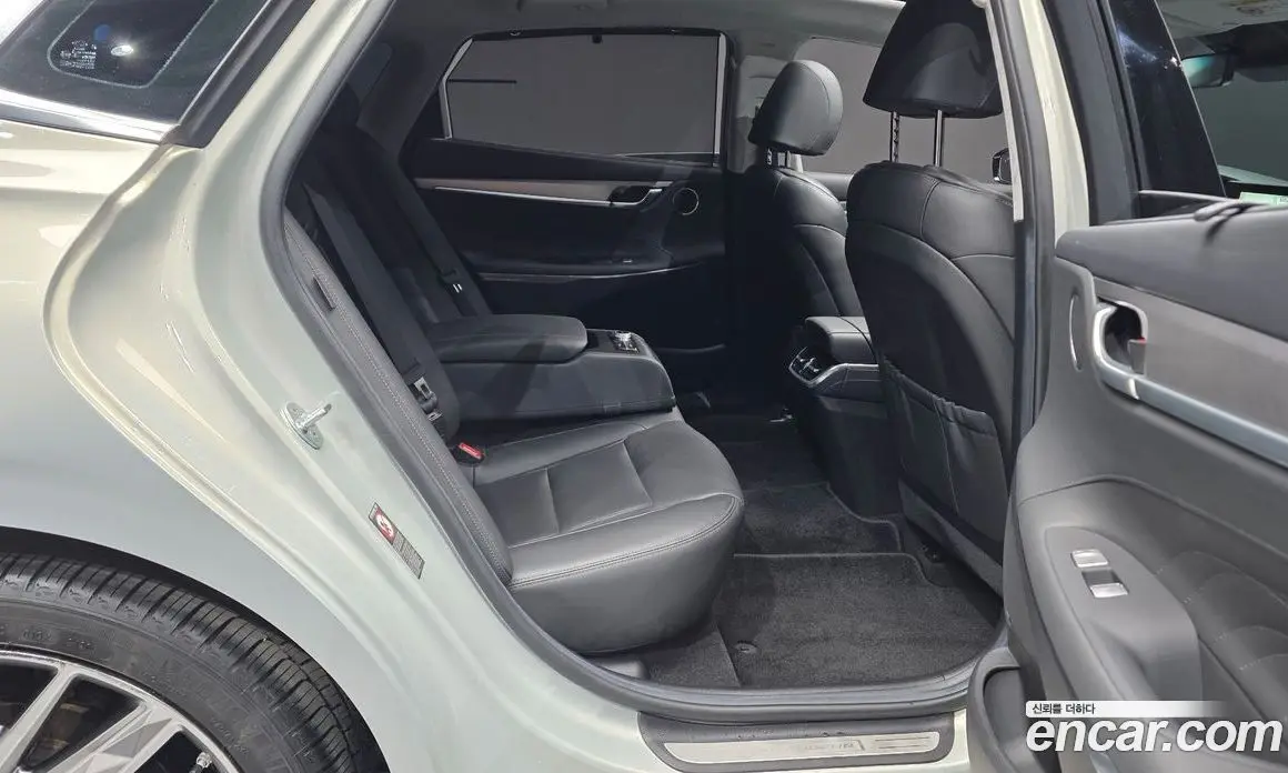Hyundai Grandeur 2021 3.3 автомат (гидро), фото 12