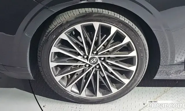 Hyundai Grandeur 2023 3.5 автомат (гидро), миниатюра 5