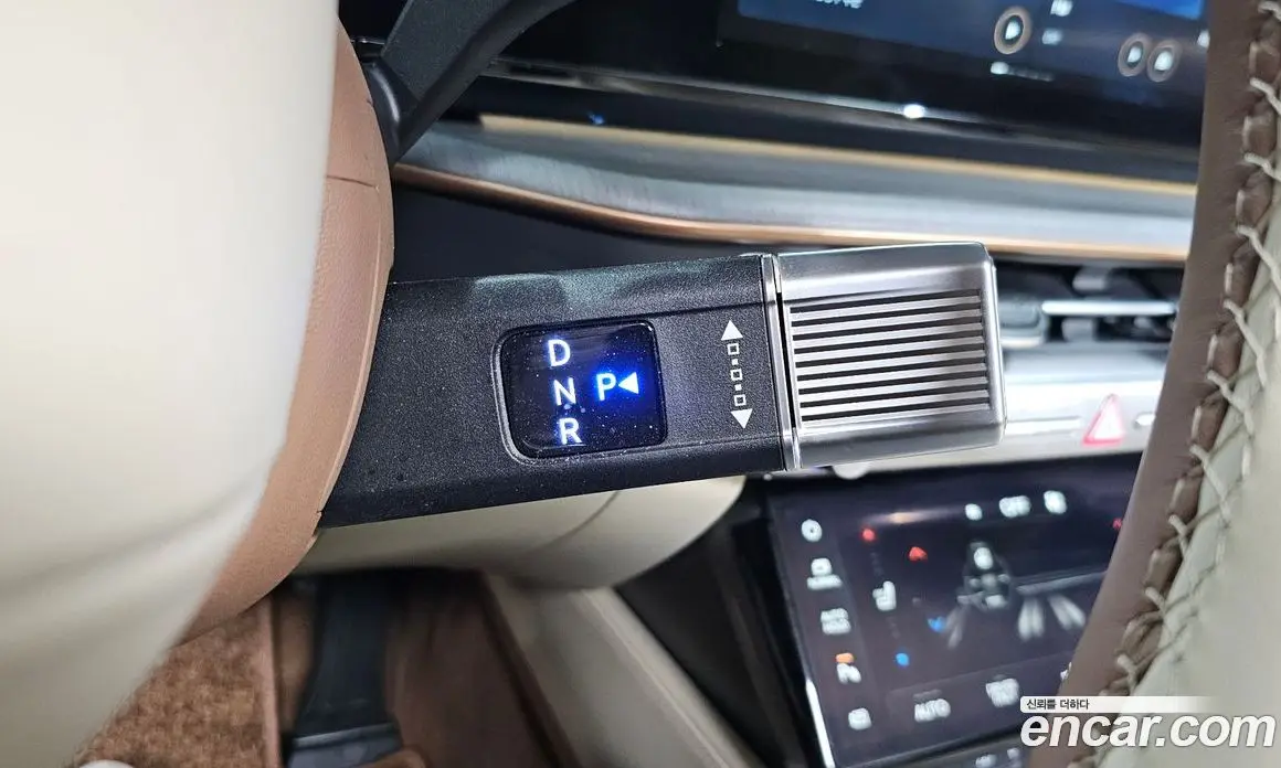 Hyundai Grandeur 2025 1.6 автомат (гидро), фото 11