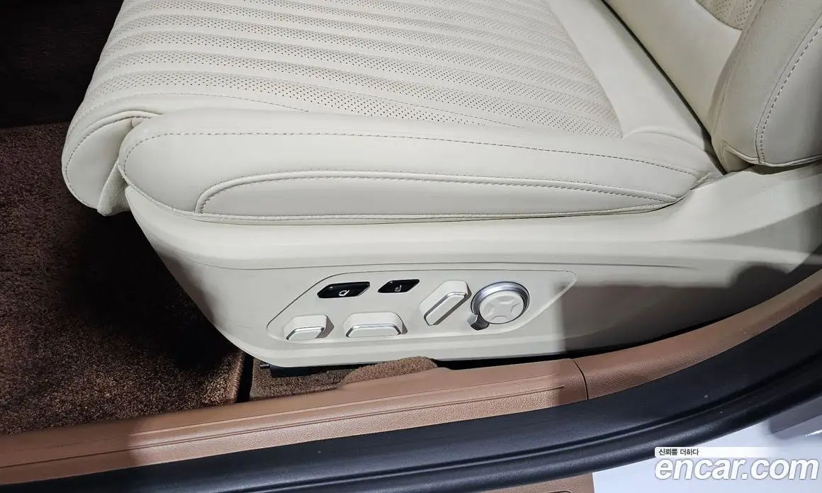 Hyundai Grandeur 2025 1.6 автомат (гидро), фото 31