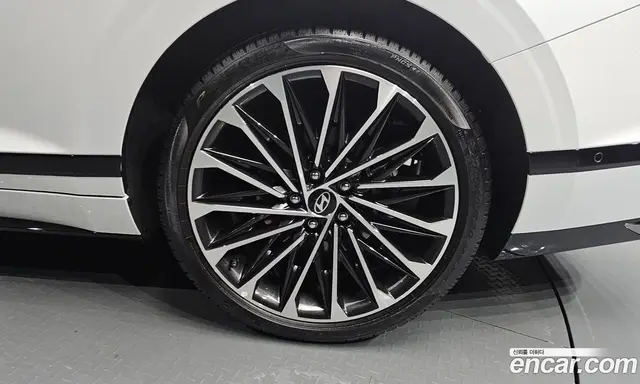 Hyundai Grandeur 2025 1.6 автомат (гидро), миниатюра 6