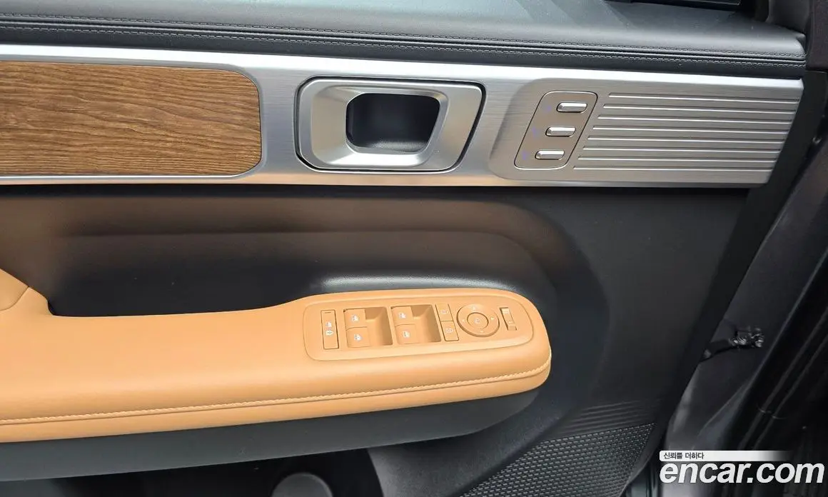 Hyundai Santa Fe 2024 1.6 автомат (гидро), фото 14
