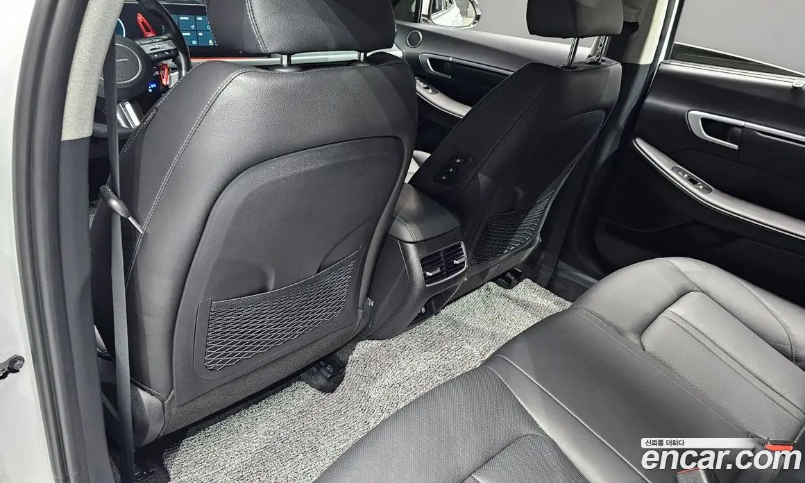 Hyundai Sonata 2023 1.6 автомат (гидро), фото 28