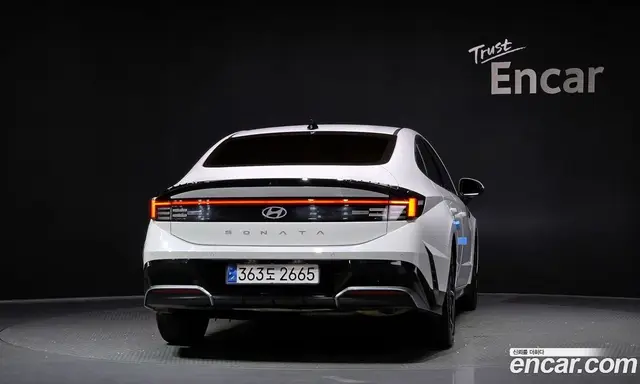 Hyundai Sonata 2023 2.0 автомат (гидро), миниатюра 4